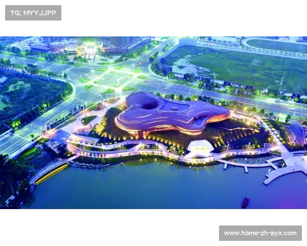 开普敦球场首次启用太阳能照明系统 点亮夜空助力环保运动 开普敦球场首次启用太阳能照明系统 点亮夜空助力环保运动