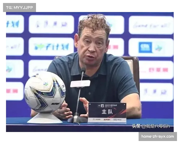 上海申花88%传球成功率显底蕴 斯卢茨基长传战术调整控场模式